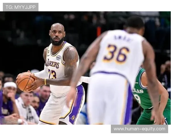 湖人末节14比0逆转鹈鹕 詹姆斯失误17次