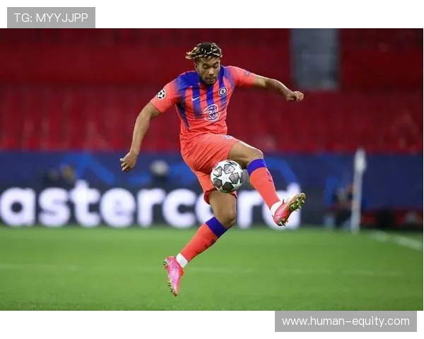 切尔西盯上法廖利波尔图要价两千万